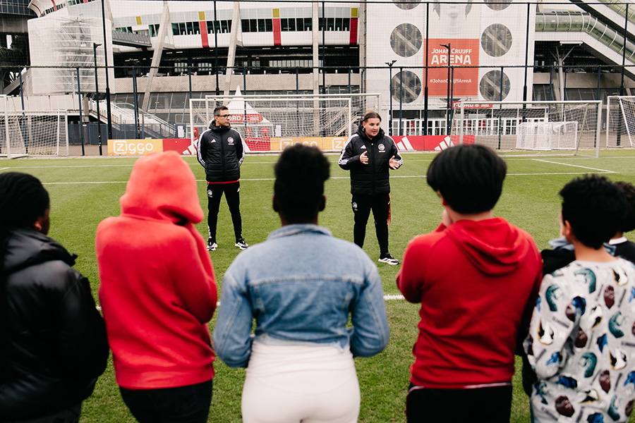 Ajax Foundation 900 17