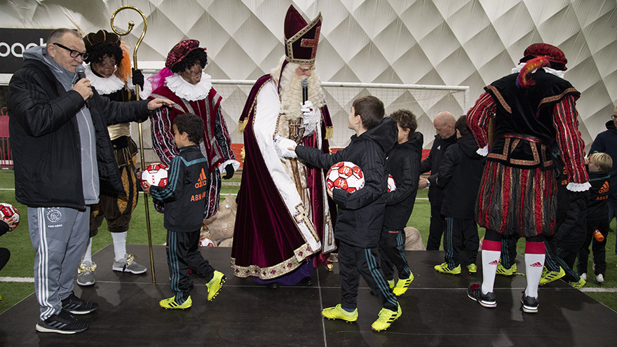 fotos-sinterklaas-bezoekt-de-toekomst-2