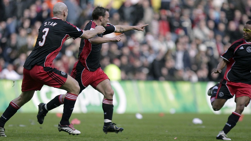 preview-i-ajax-wil-weer-eens-goede-zaken-doen-in-eindhoven-6