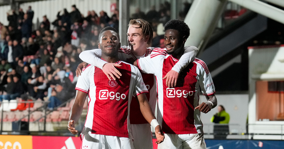 Jong Ajax kommt von einem Rückstand wieder auf und gewinnt gegen Jong FC ...