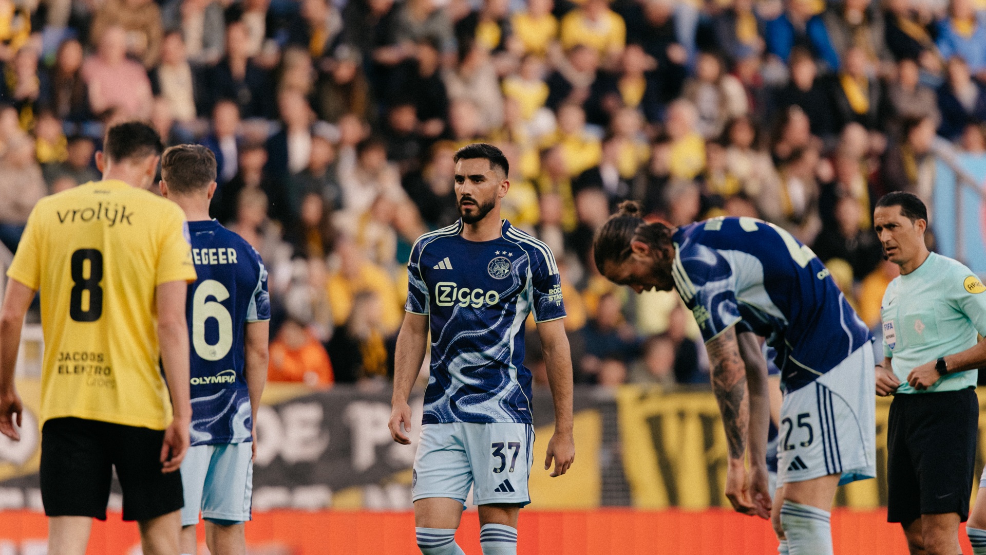 Ajax Insights: Šutalo aan de bal en verdedigend sterk in Breda