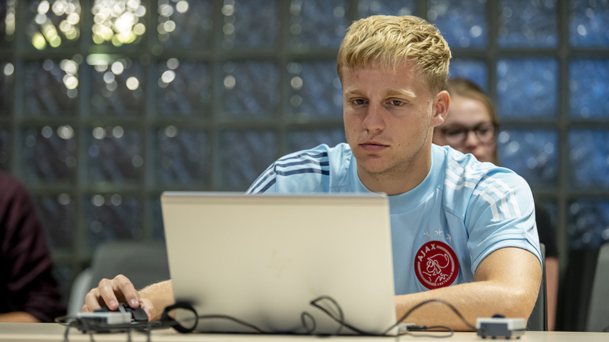 fotos-ajacieden-ondergaan-testen-in-nieuwe-trainingslijn-13