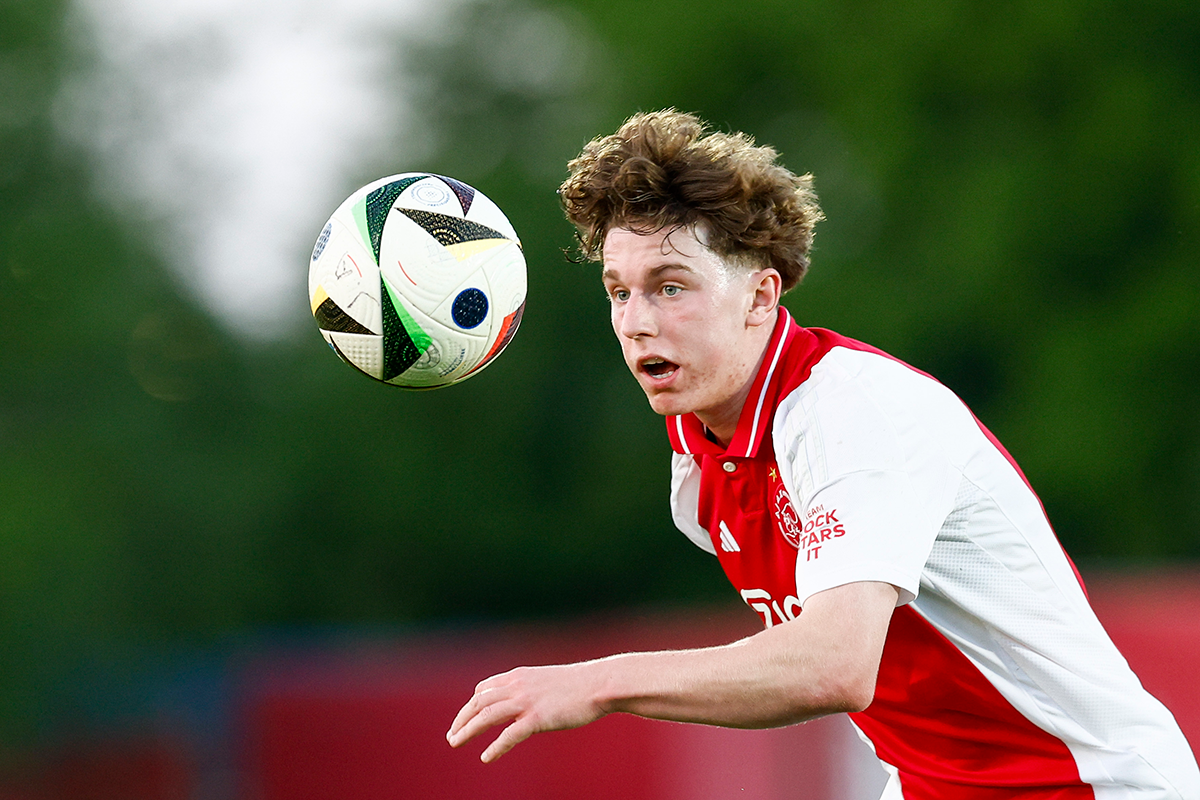 Jong Ajax Helmond Sport 5