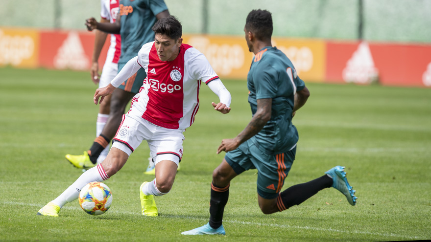 liveblog-na-zege-op-paok-is-blik-alweer-gericht-op-vvv-venlo-en-apoel--2