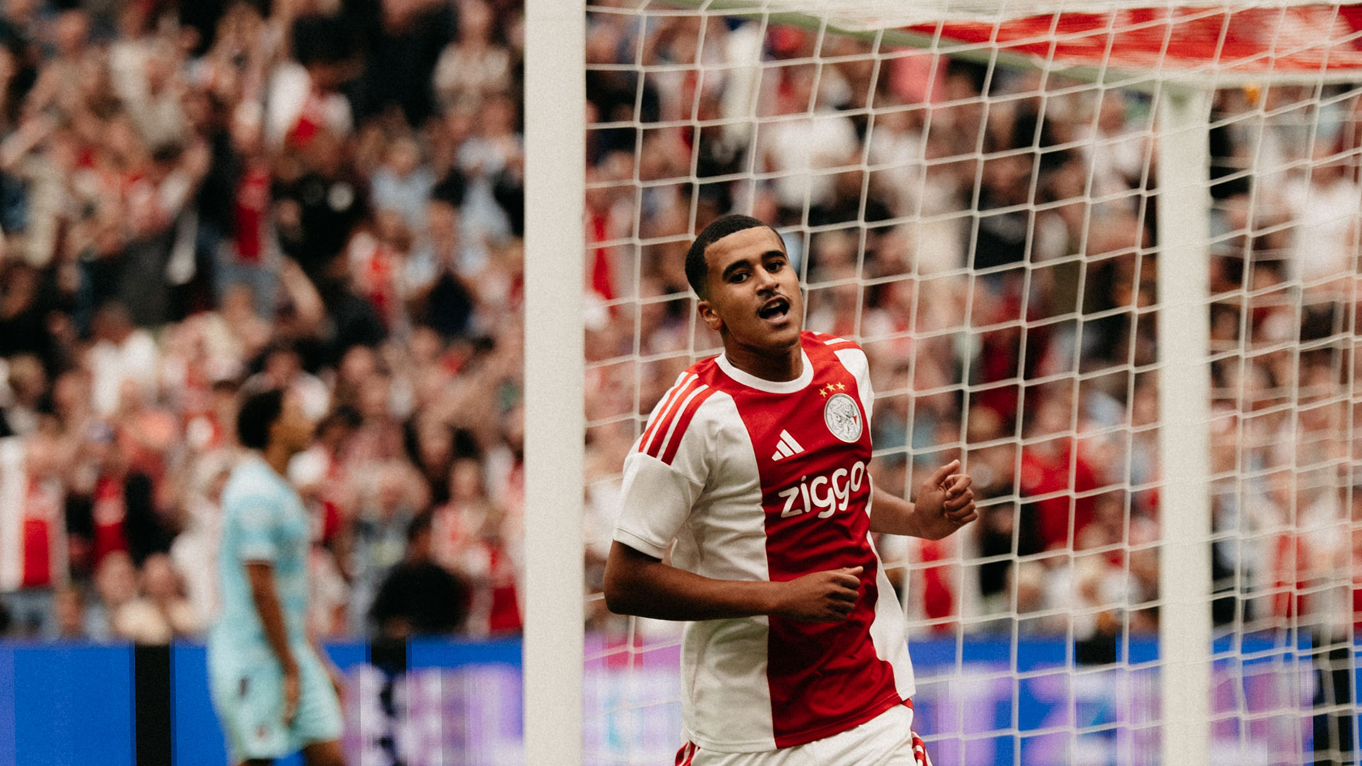 Highlights Ajax - Burnley FC | Ouazane maakt winnende