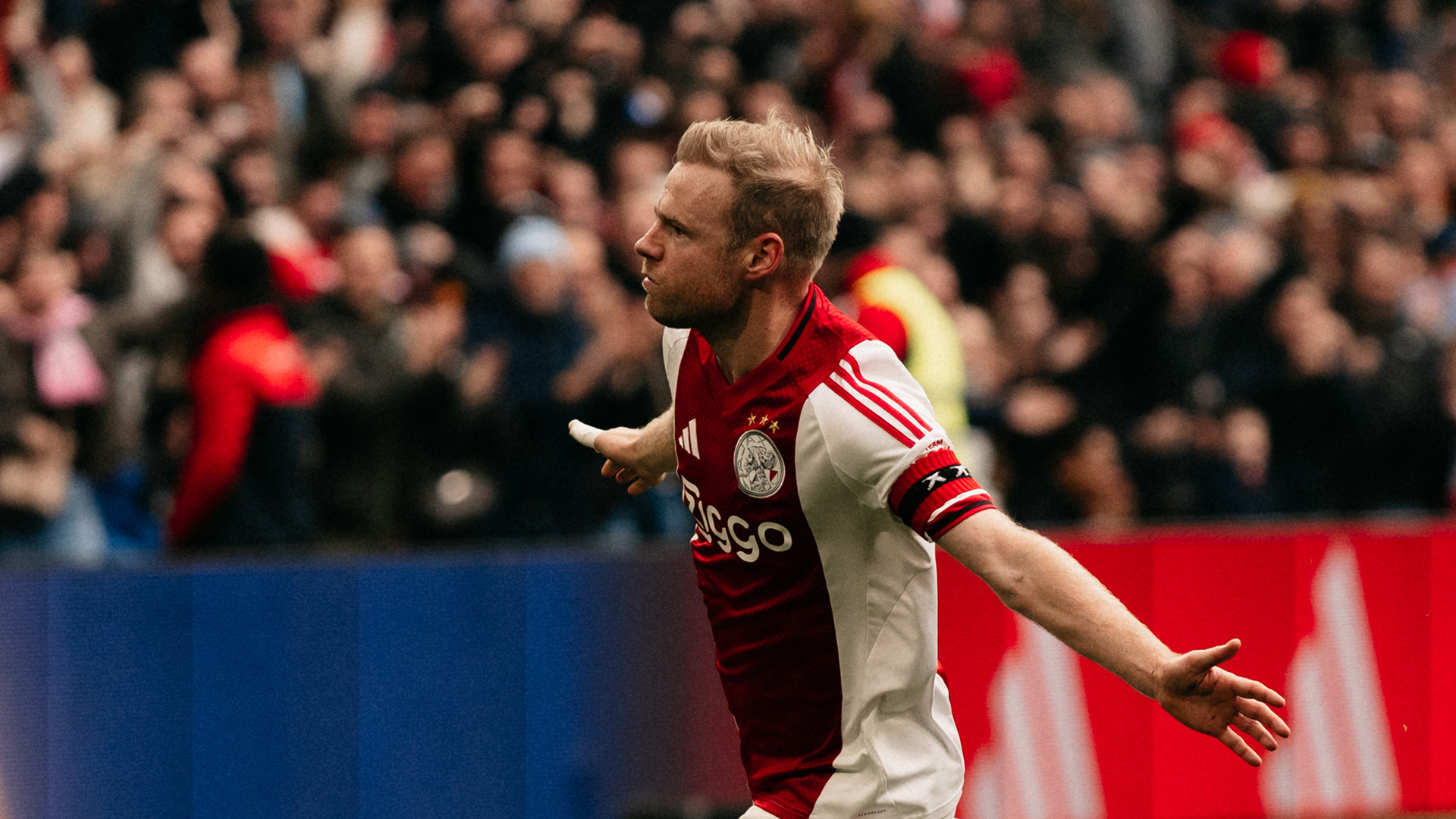 Highlights Ajax - Feyenoord | Klassieke teamprestatie