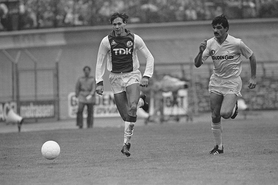 Klassieker Van Basten 900