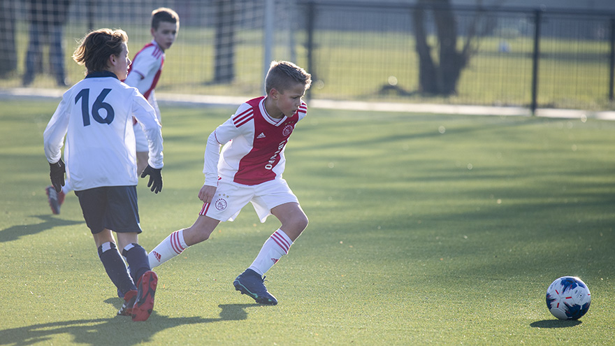 toekomst-alert-ruime-zege-in-klassieker-en-winst-voor-ajax-o19--20