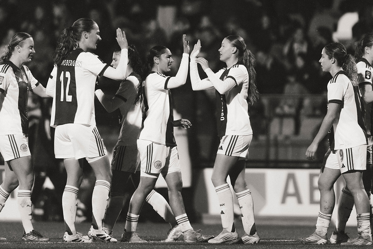 Ajaxvrouwen Utrecht 16