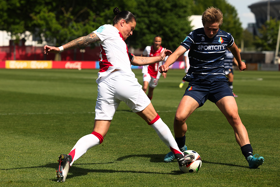 Ajax VR Telstar 13