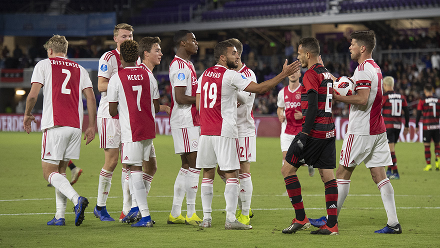 ajax-gelijk-tegen-flamengo-maar-ten-onder-in-penaltyreeks-18