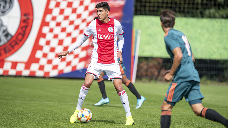 liveblog-na-zege-op-paok-is-blik-alweer-gericht-op-vvv-venlo-en-apoel--1