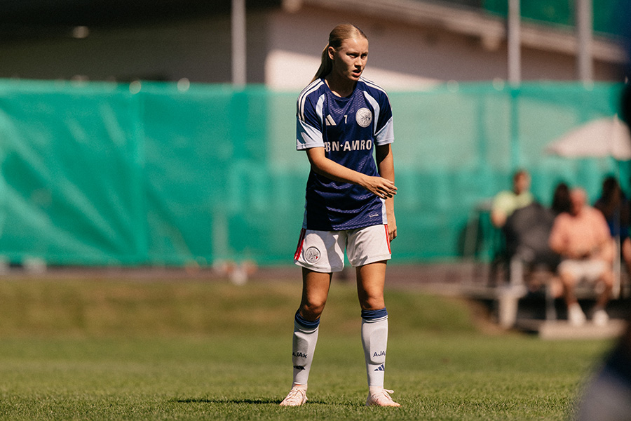 Ajax Vrouwen Nurnberg 2