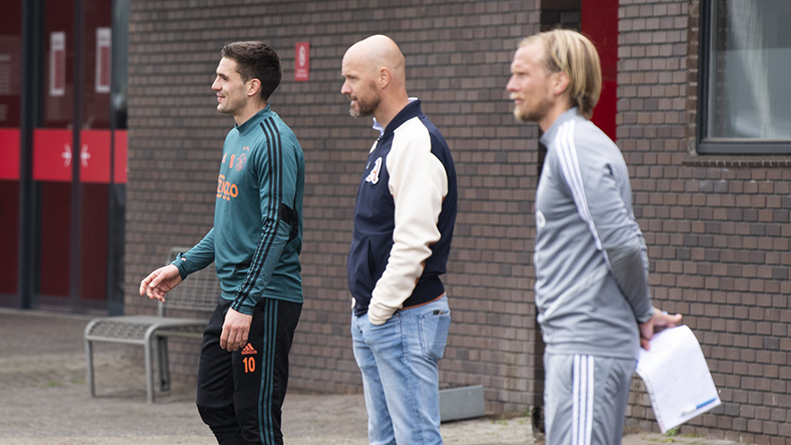 fotos-ajacieden-hervatten-training-in-drietallen-23