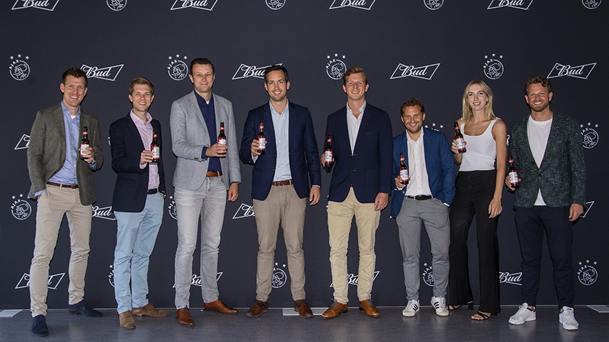 biermerk-bud-wordt-nieuwe-partner-ajax-2