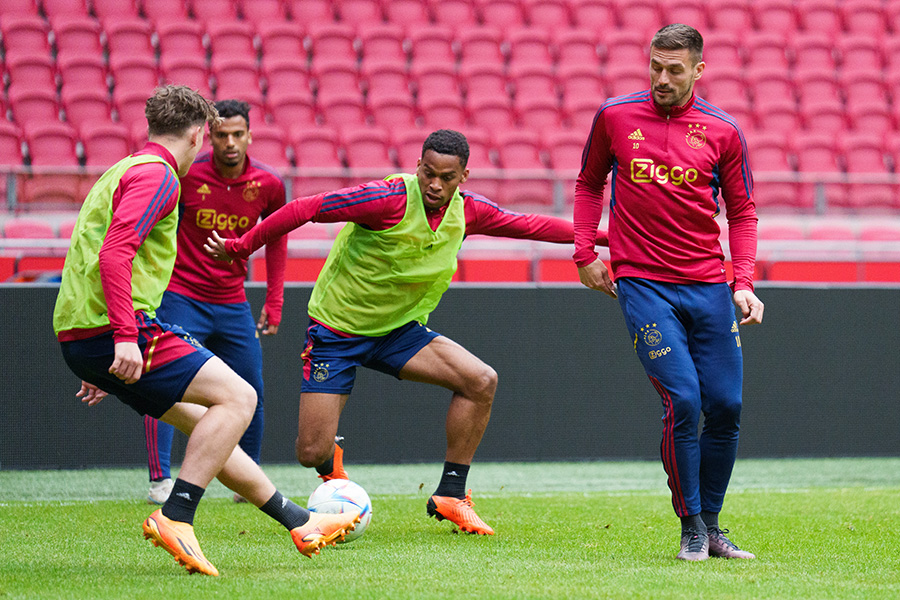 16Training