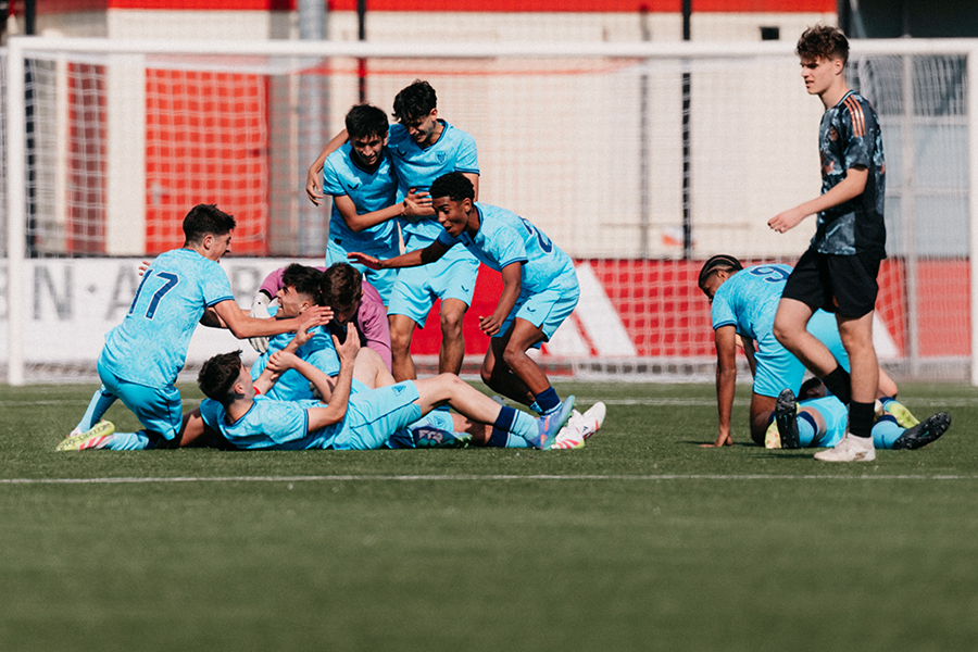 Athletic Club Bayern 12
