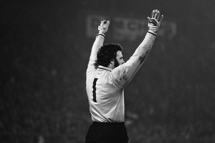 Stuy Juichen Anefo 900