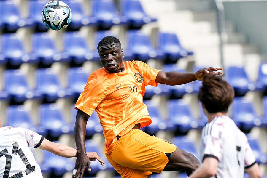 Brobbey Jong Oranje 900