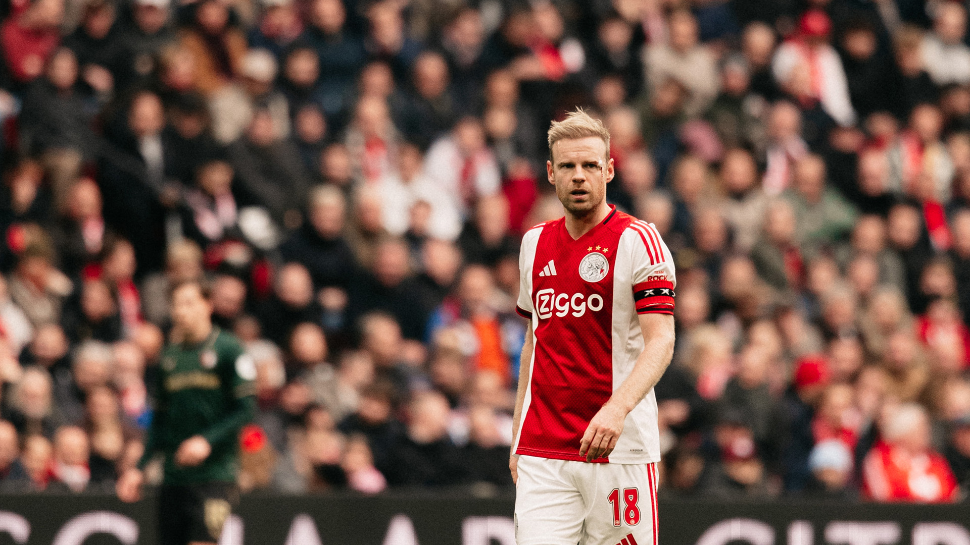 Luister naar Ajax - Feyenoord via Ajax Radio