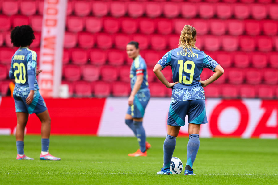 PSV Ajax Vr 8