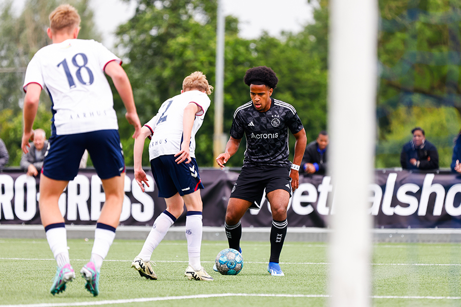Ajax Aarhus 8