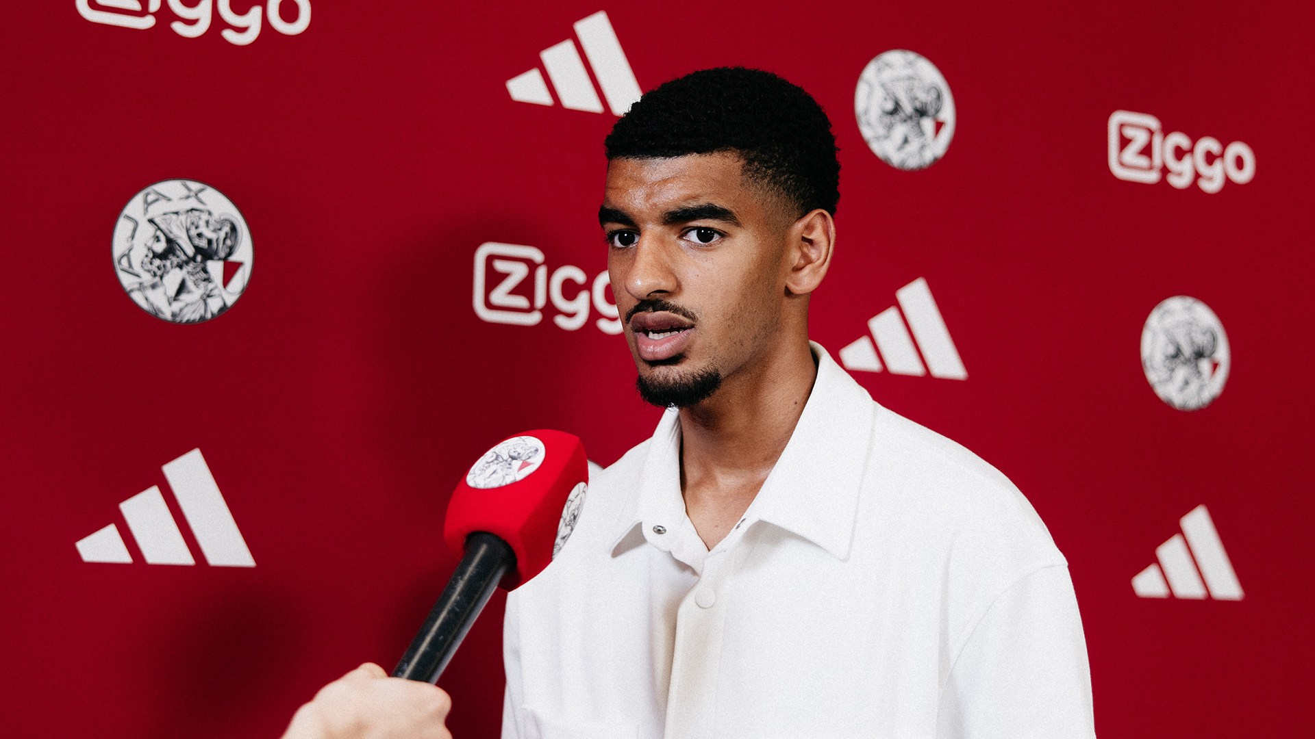 Zakaria Ouazane wil zich bewijzen bij Jong Ajax: 'Samen grote stap maken'