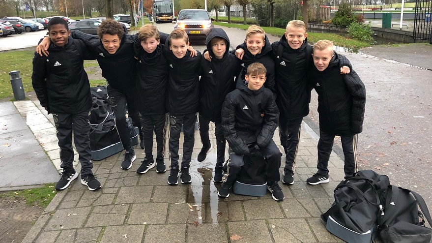 toekomst-alert-miraculeuze-comeback-ajax-o19--41