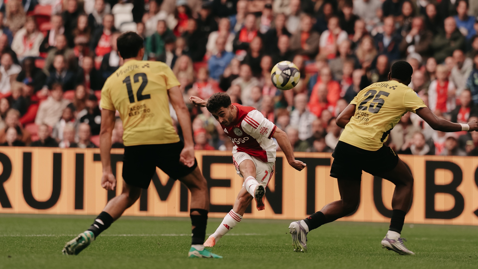 Highlights Ajax – NAC | Nipte zege in Johan Cruijff ArenA