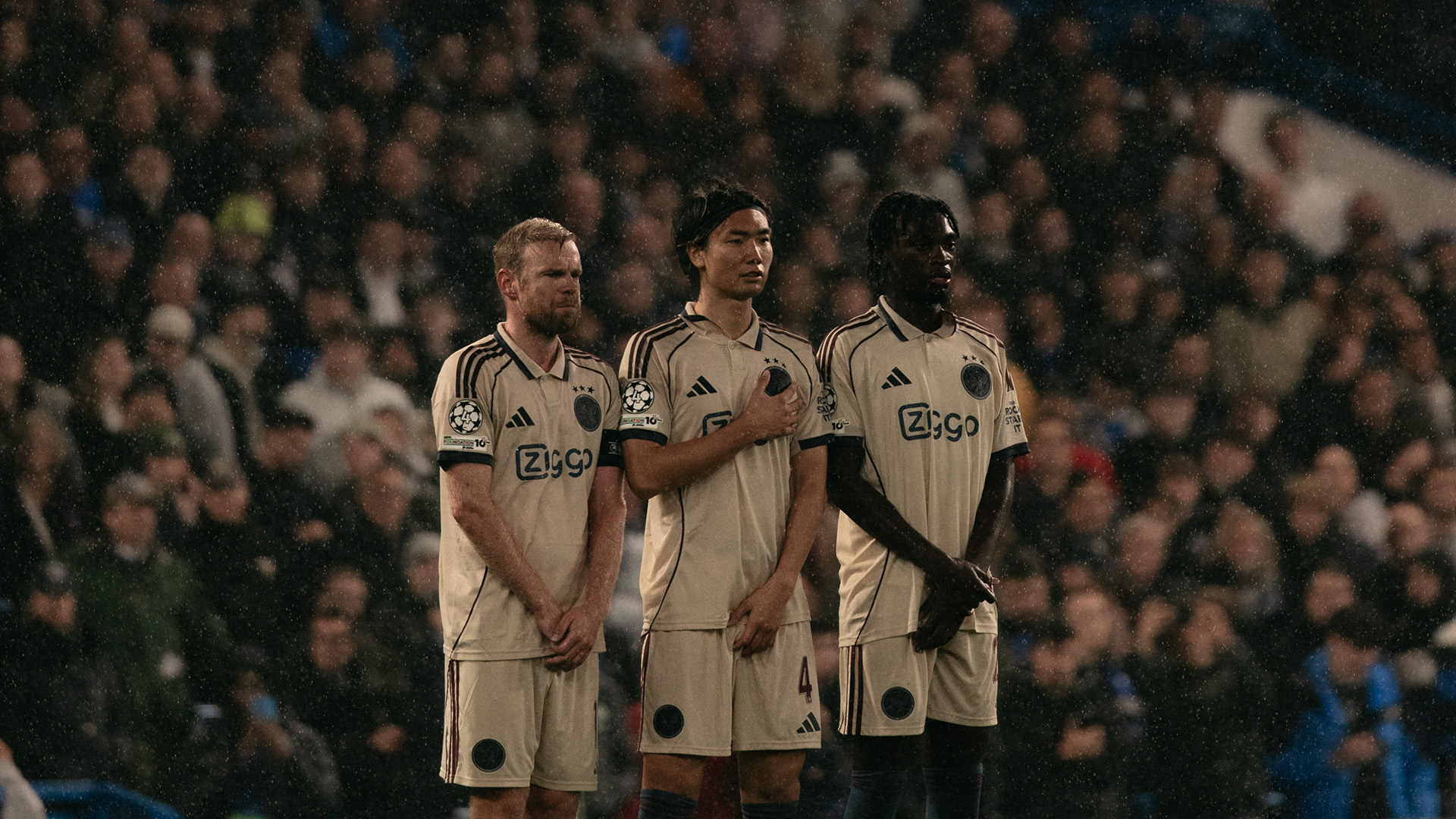 Luister Qarabag FK- Ajax via Ajax Radio