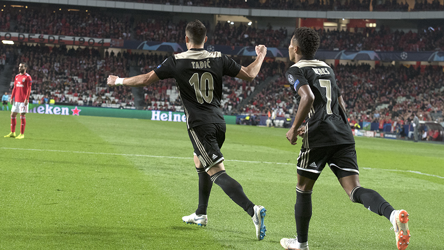 ajax-doet-goede-zaken-voor-overwintering-in-champions-league-4