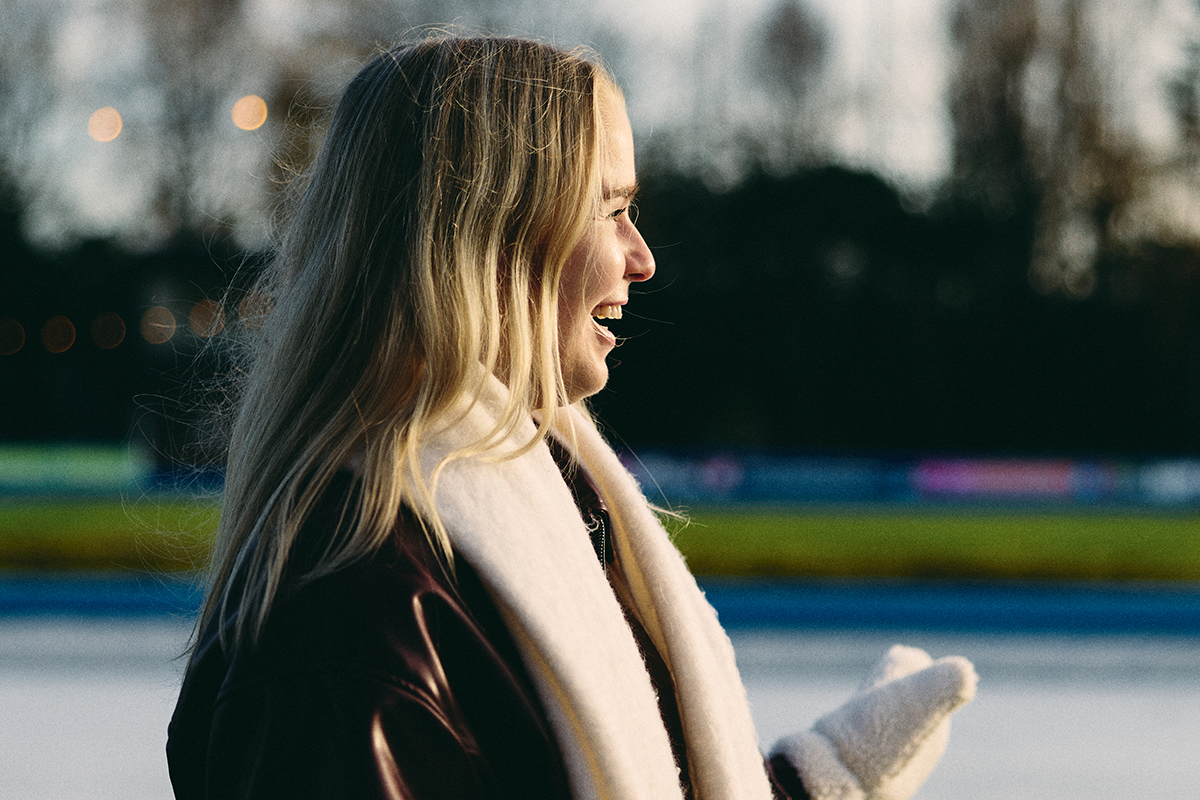 Lois Schaatsen Lachen