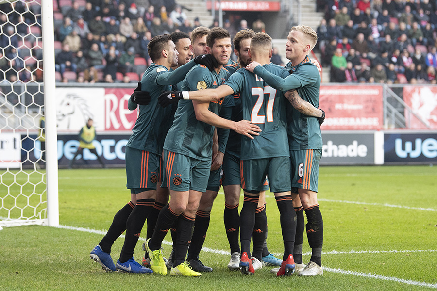 Huntelaar Vs Twente 3 900