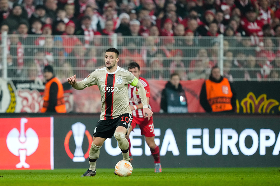 Tadic Aan De Bal 900