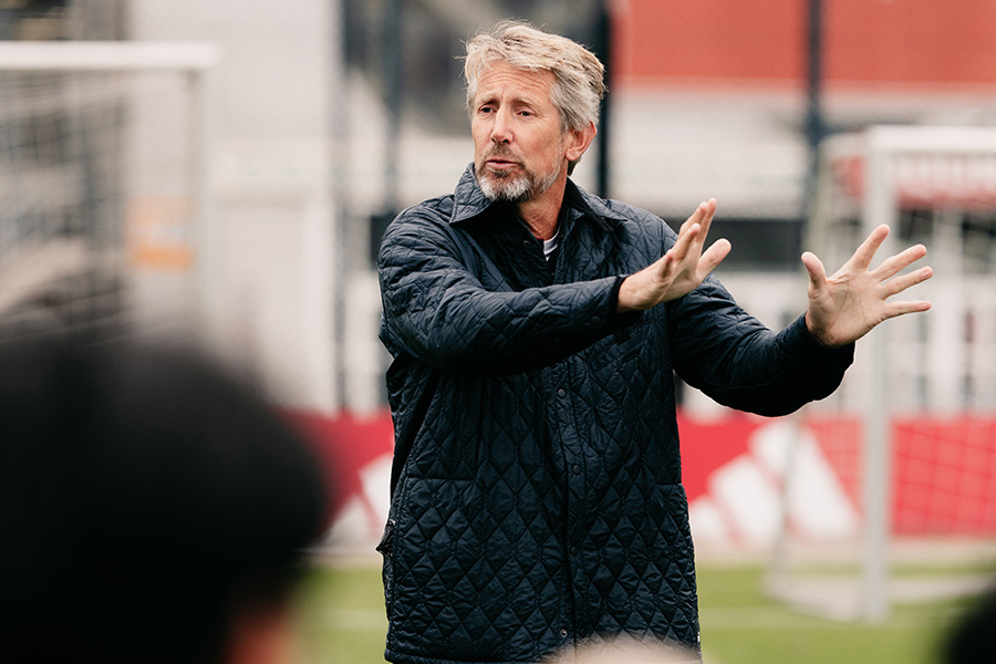 Ajax Foundation 900 13