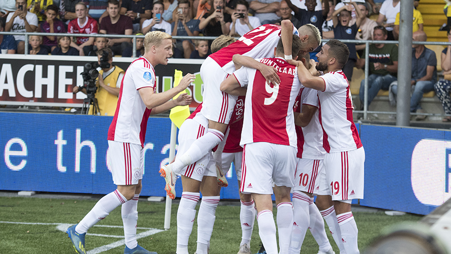 liveblog-tadic-bezorgt-stroperig-ajax-last-minute-zege-in-venlo-5