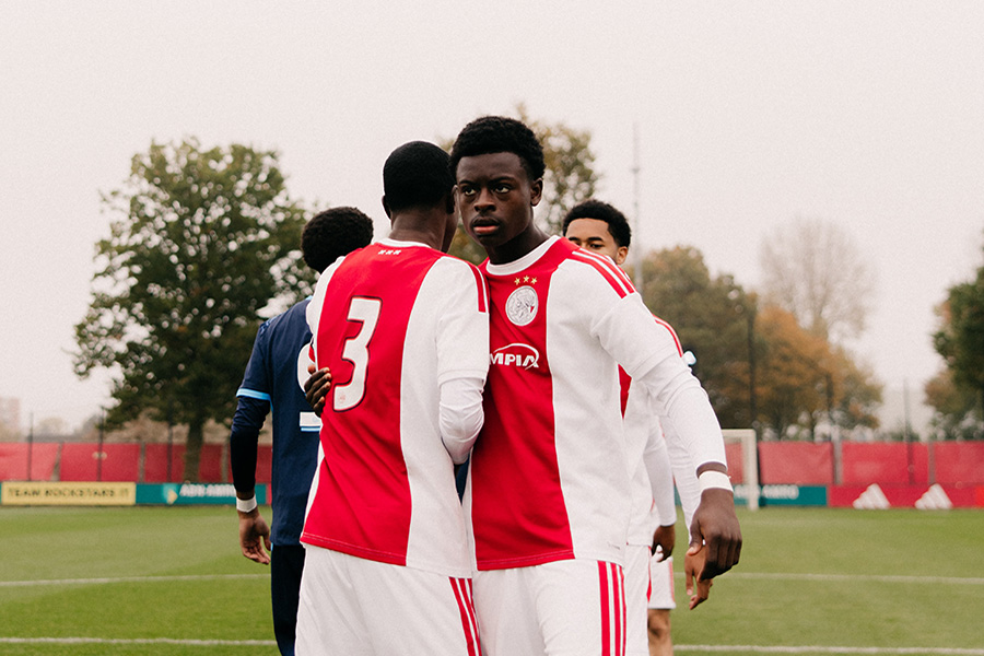Ajax O19 900 3