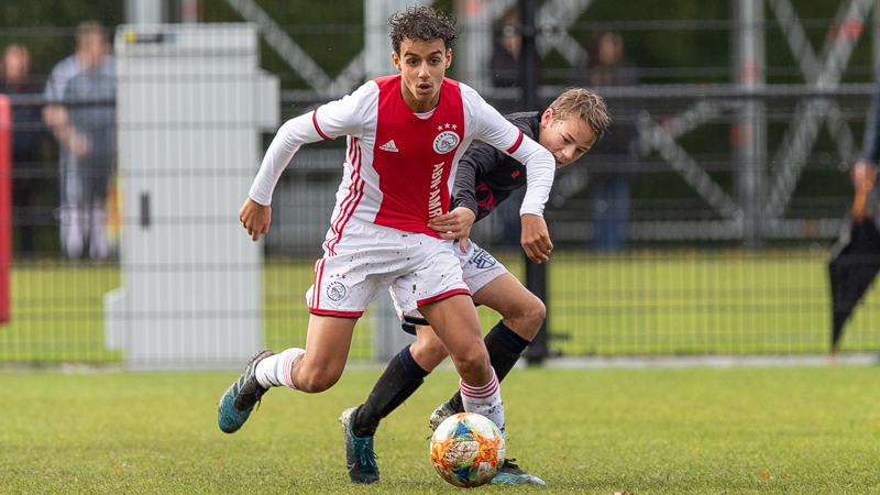 toekomst-alert-pijnlijke-nederlaag-ajax-o19-6