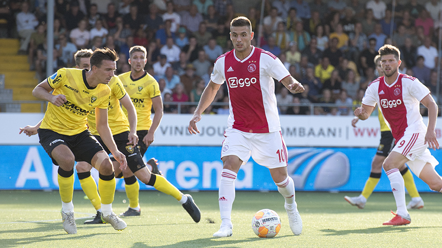 liveblog-tadic-bezorgt-stroperig-ajax-last-minute-zege-in-venlo-16