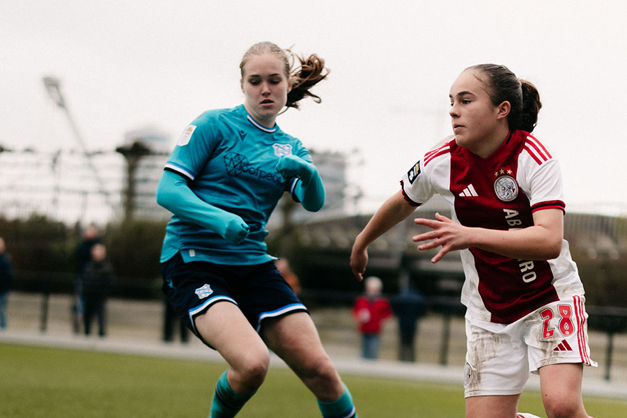 Oefenduel Ajax Vrouwen 11