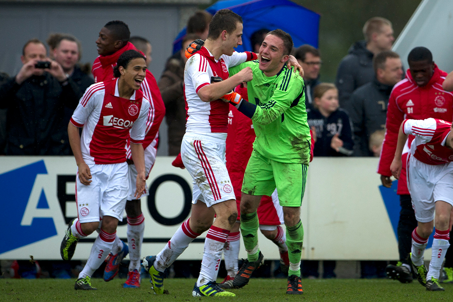 Branco Van Den Boomen Future Cup 2012 FC Barcelona