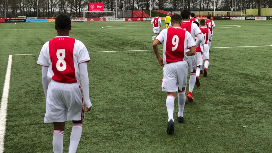 toekomst-alert-miraculeuze-comeback-ajax-o19--29