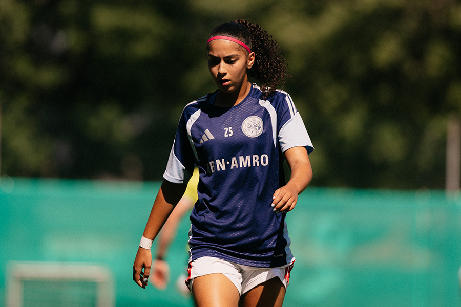Ajax Vrouwen Nurnberg 7