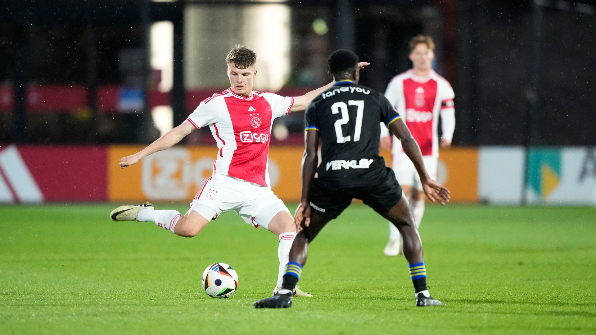Highlights Jong Ajax SC Cambuur Triomf op stormachtig de Toekomst