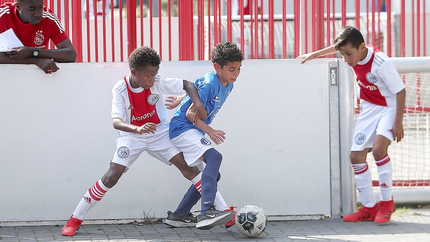 Ajax O Jeugd 880 VDV29743 (1)