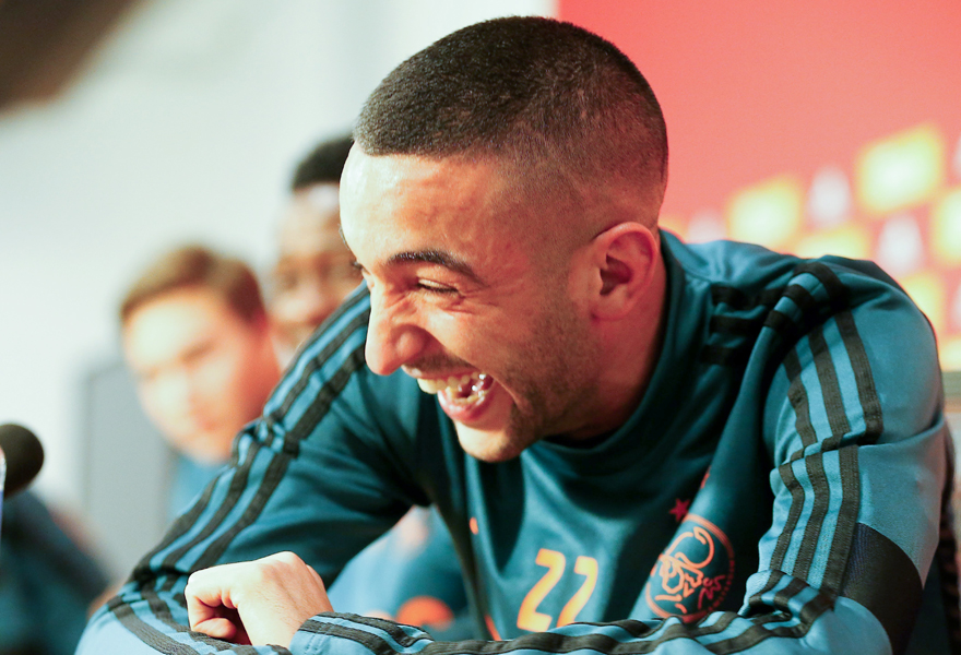 kids-club-persconferentie-lachen-gieren-brullen-7