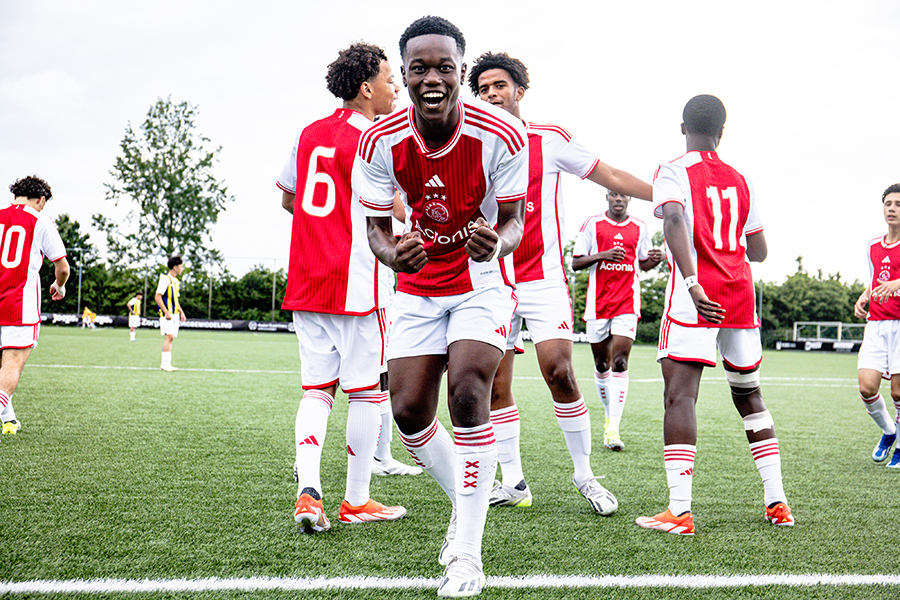 Ajax Fener 2