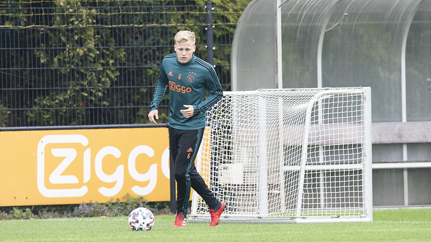 fotos-ajacieden-hervatten-training-in-drietallen-14