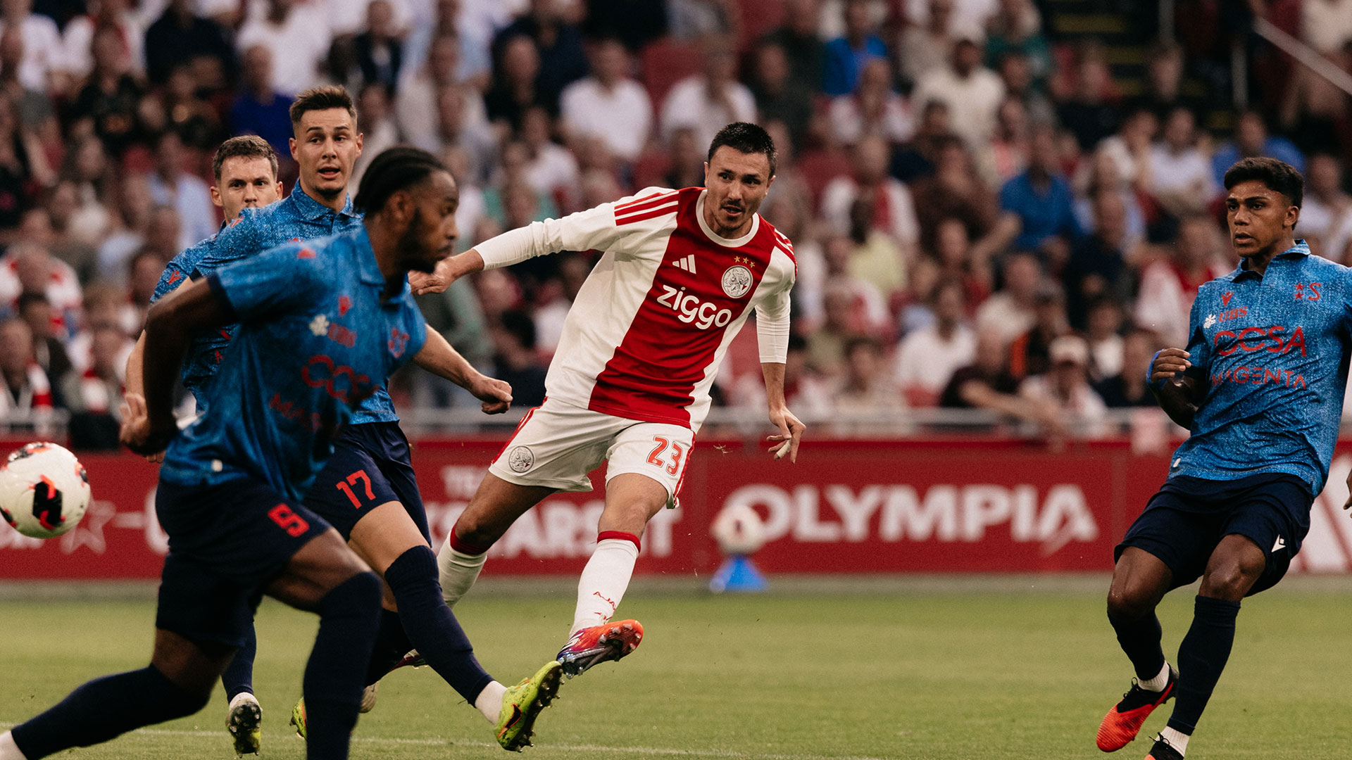 Luister naar Ajax - FC Sion via Ajax Radio