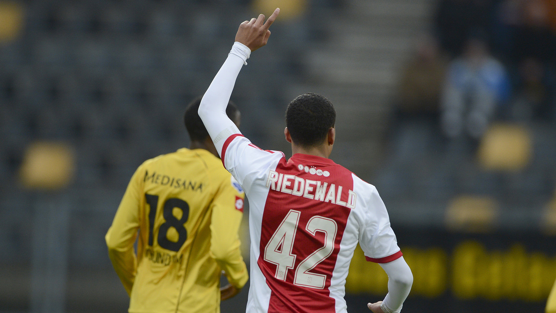 Riedewald 2 Goals Roda JC Comp Debuut 1920